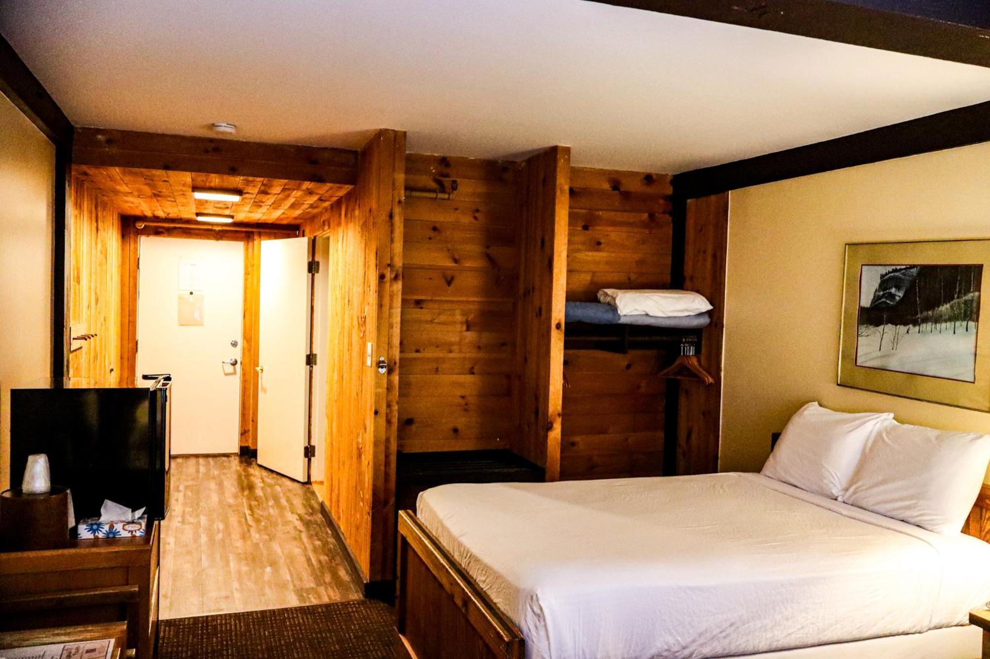 Snowy Owl Inn Уотервилл Вэлли Экстерьер фото