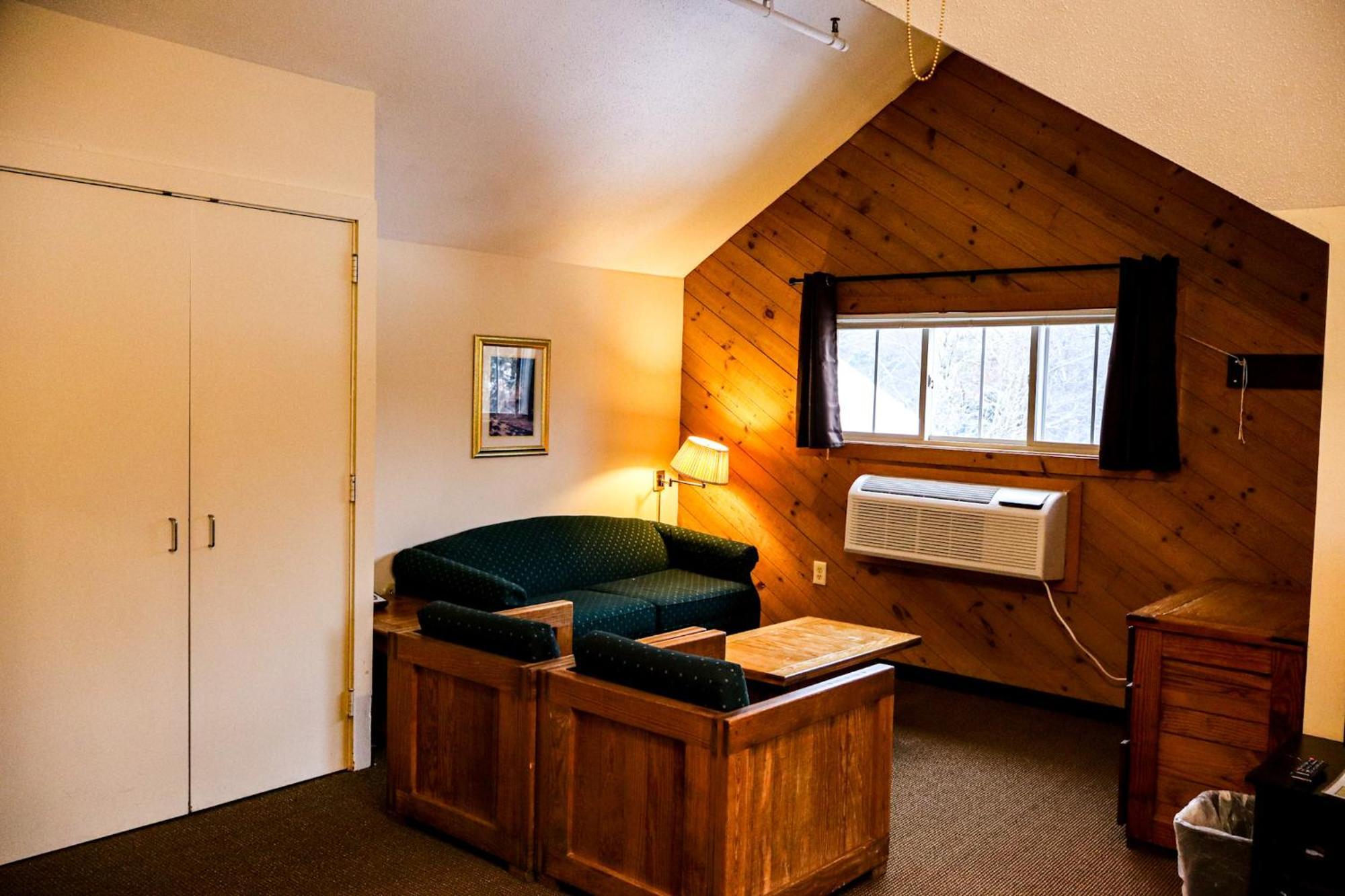 Snowy Owl Inn Уотервилл Вэлли Экстерьер фото