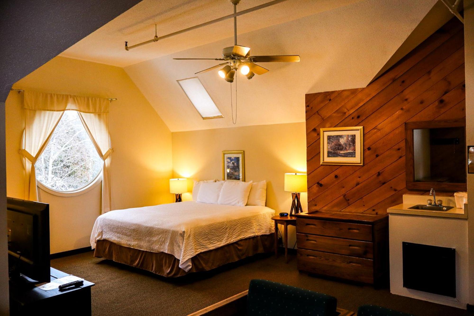 Snowy Owl Inn Уотервилл Вэлли Экстерьер фото